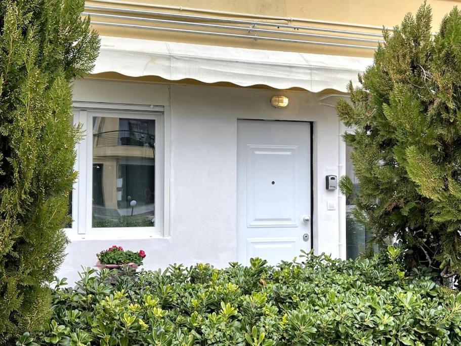 Jimmy'S Pool Apartment Peraia  Exterior photo